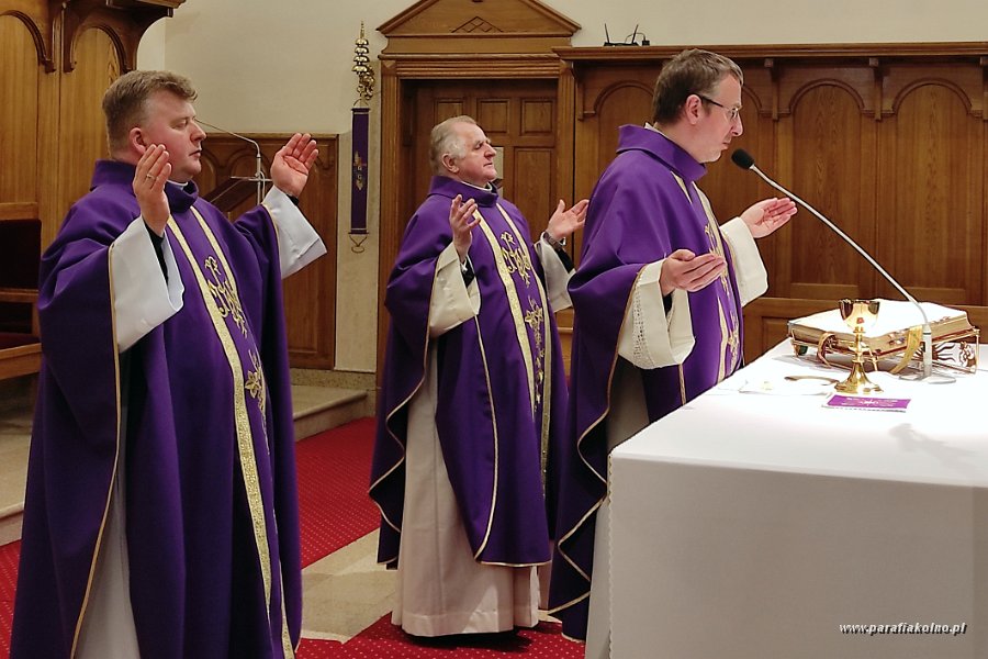 49 Eucharystia.jpg